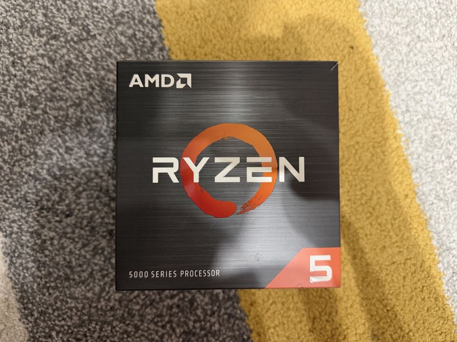Ryzen 5 5600.