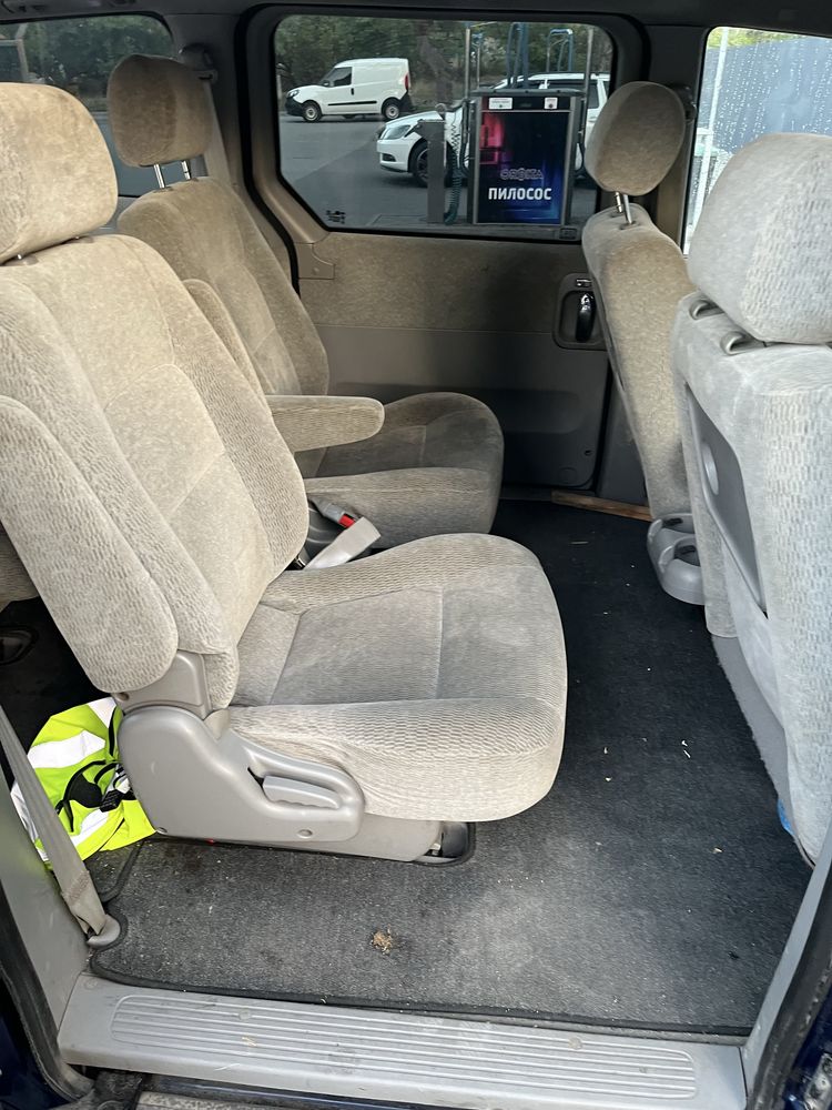 Продам KIA carnival