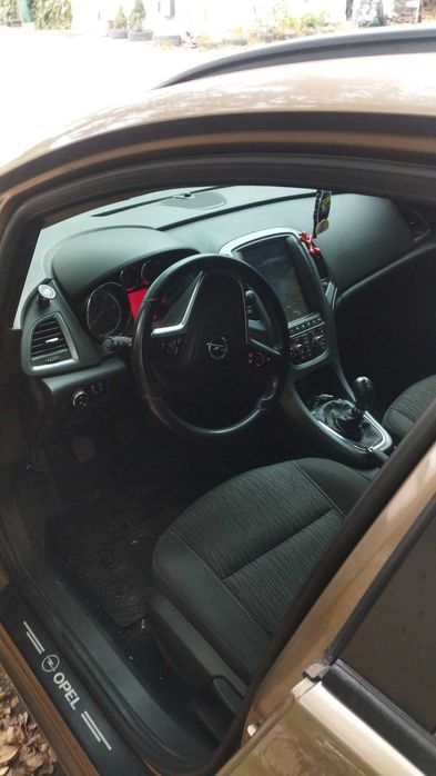 Продам надійне авто Опель Астра