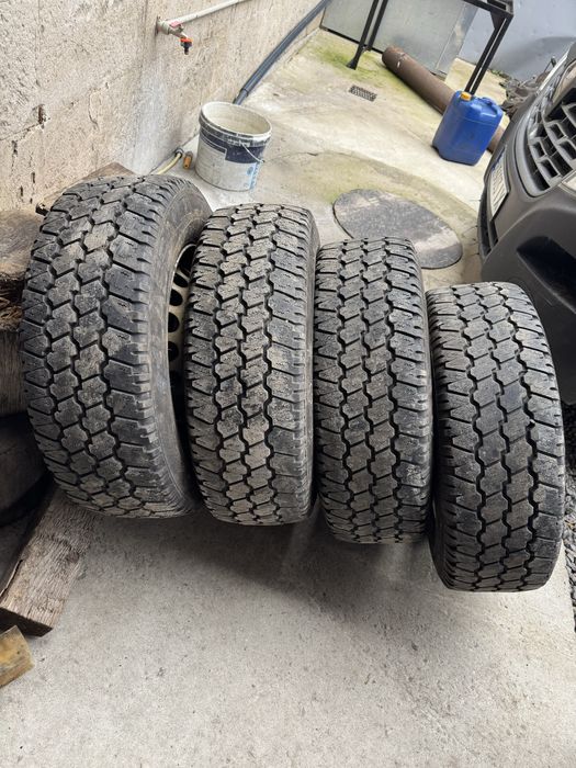 Шини 235/65R16c зимові