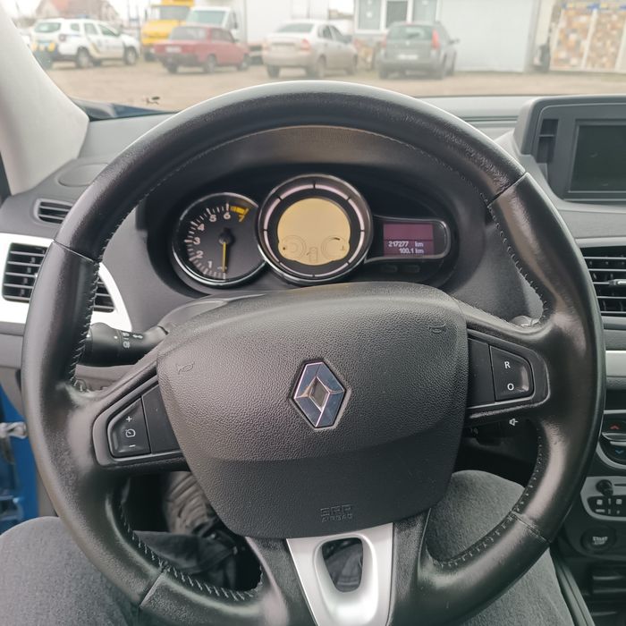 Renault Megane 3дв.