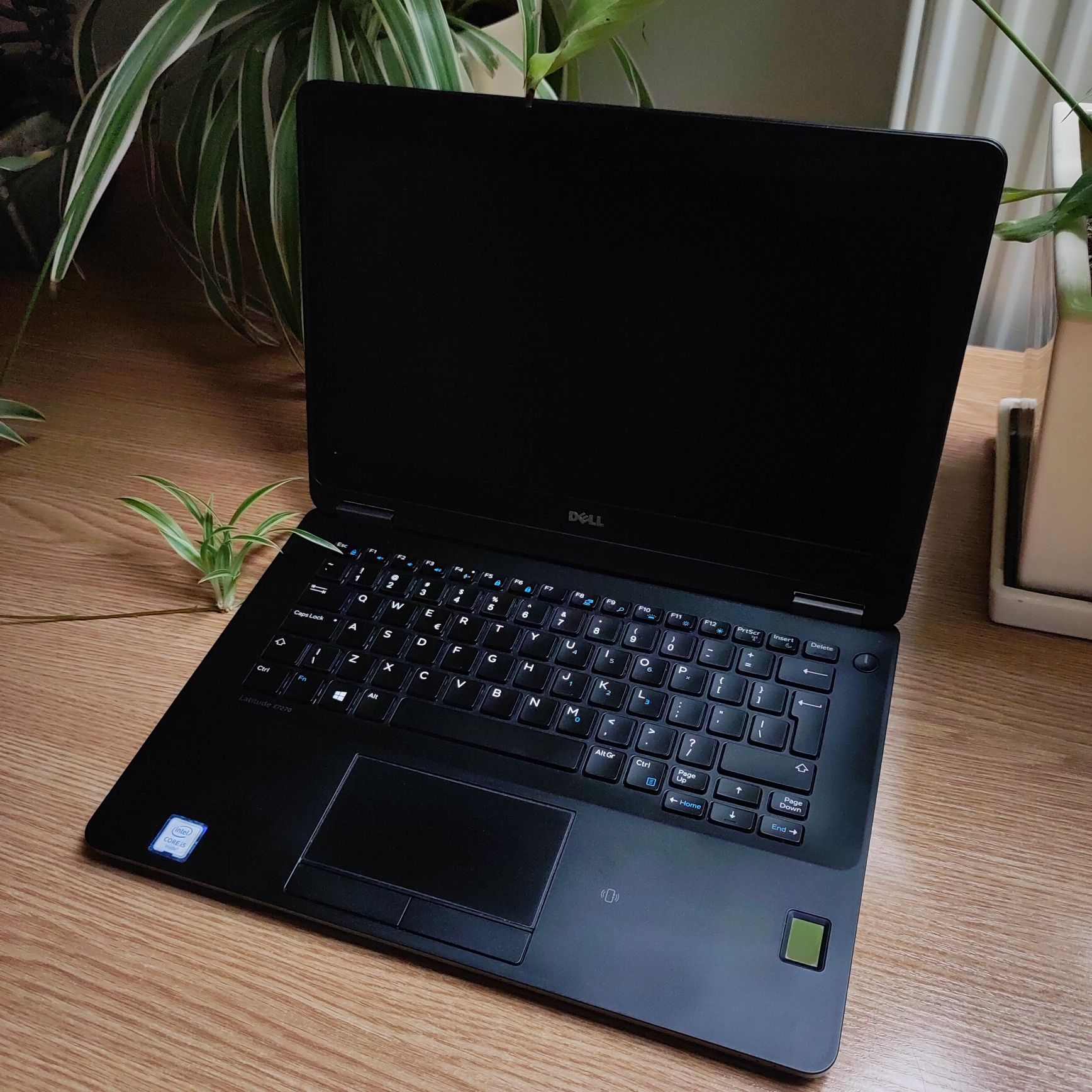 Dell Latitude E7270 12,5" i5-6300U 8GB 128GB SSD