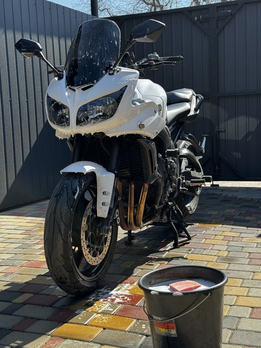 Yamaha fz1s fazer