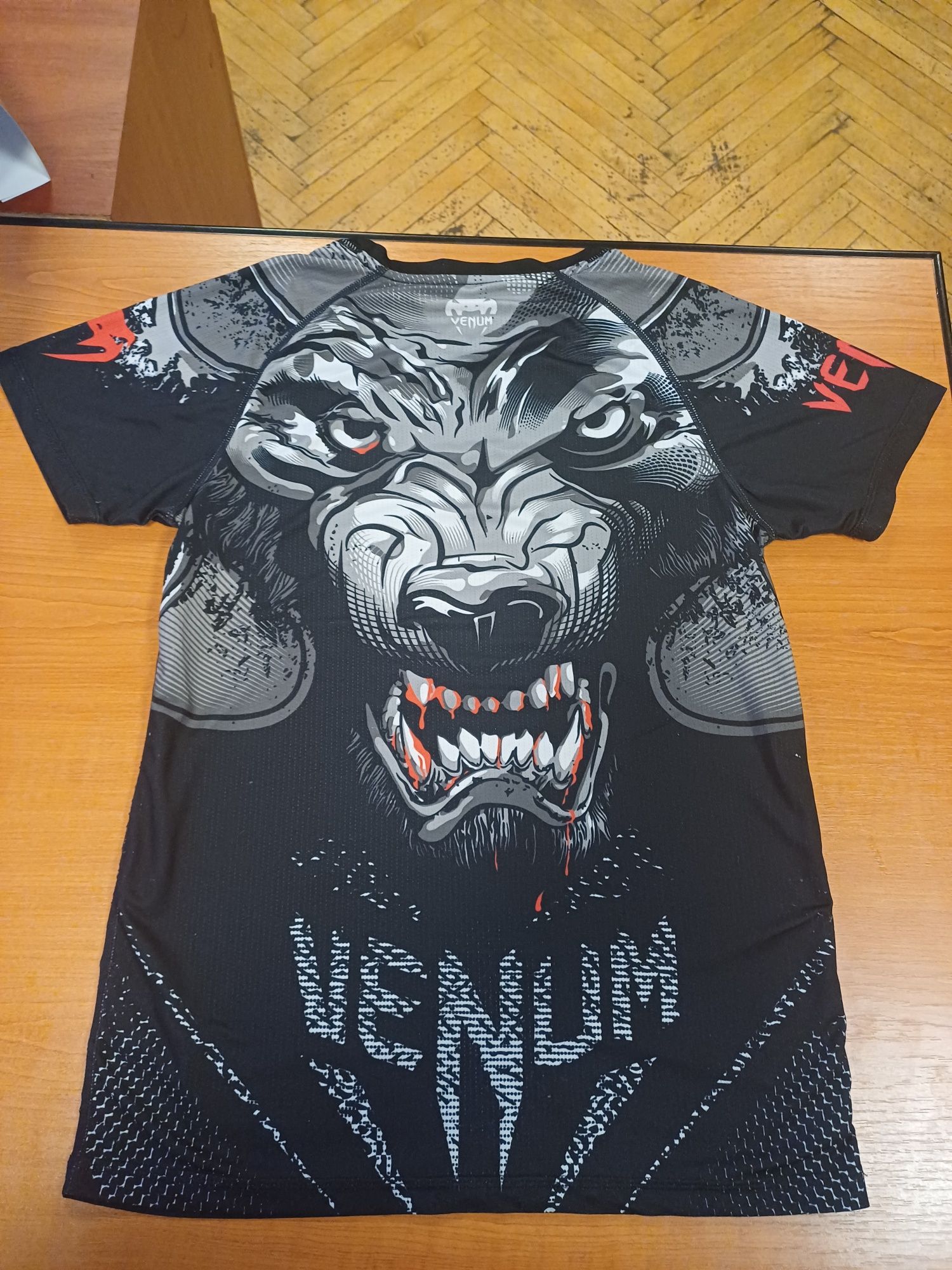 Комплект ММА  VENUM (рашгард та шорти)