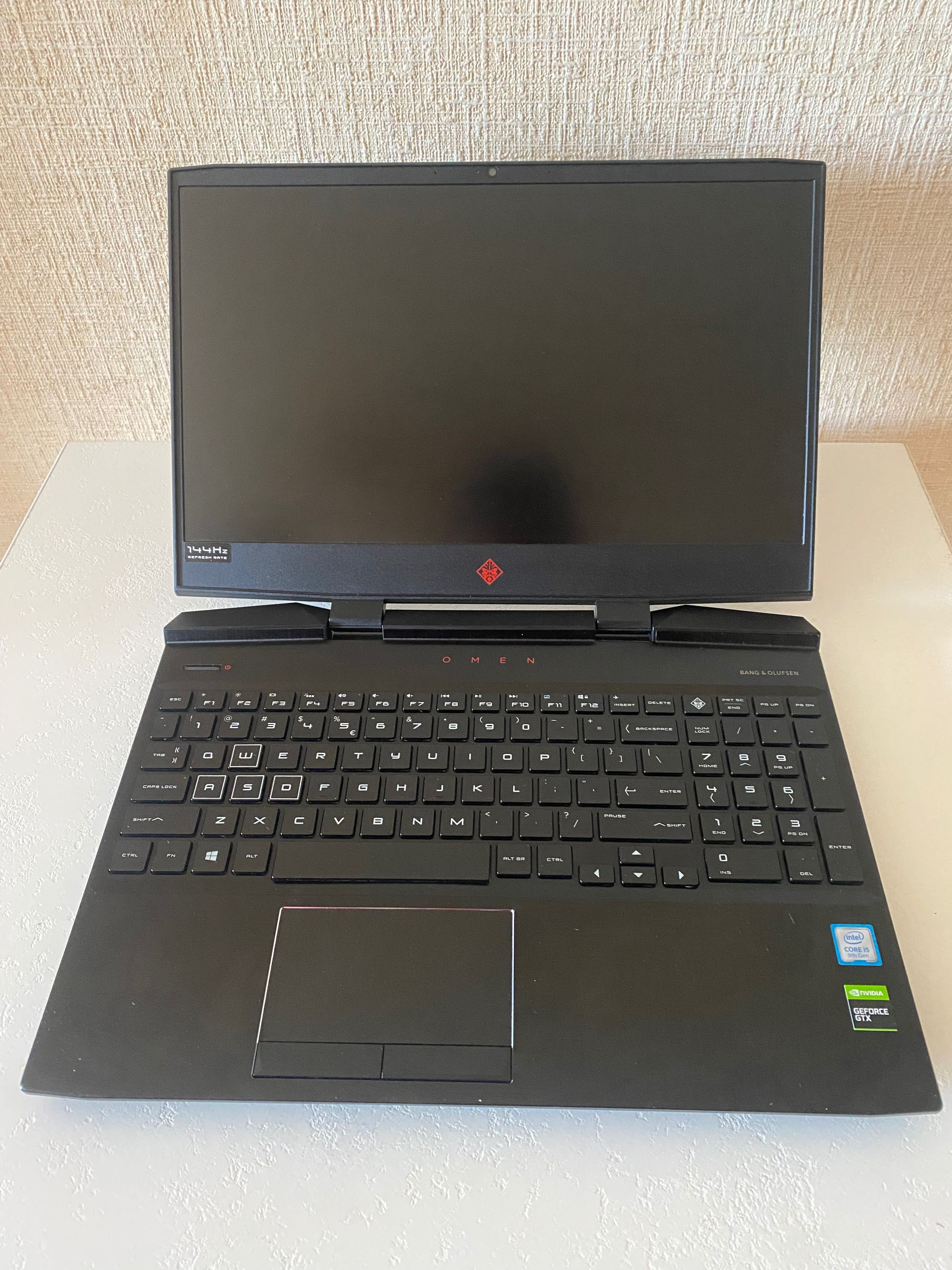 Ігровий ноутбук OMEN bK HP Laptoo Model 15-201039Aw