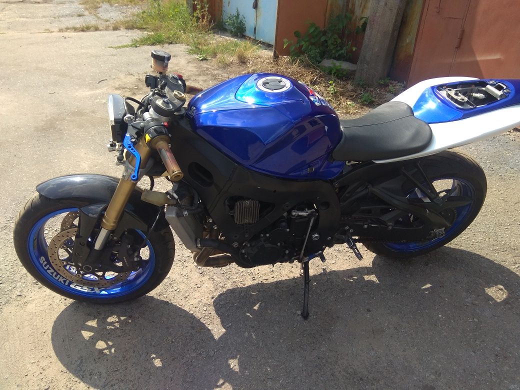 Suzuki gsxr 600 під розборку