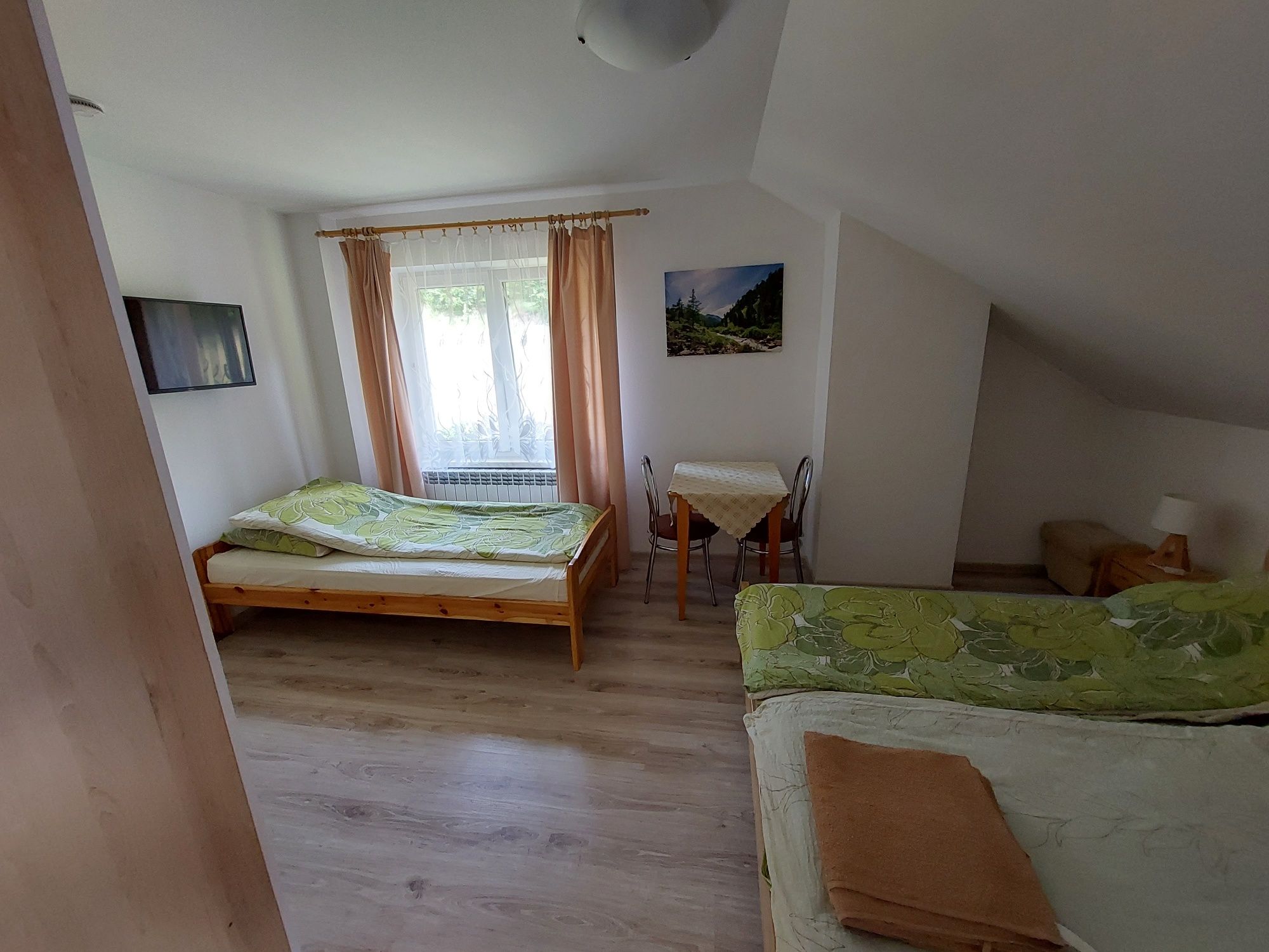 Noclegi Bieszczady Solina pokoje z łazienkami
