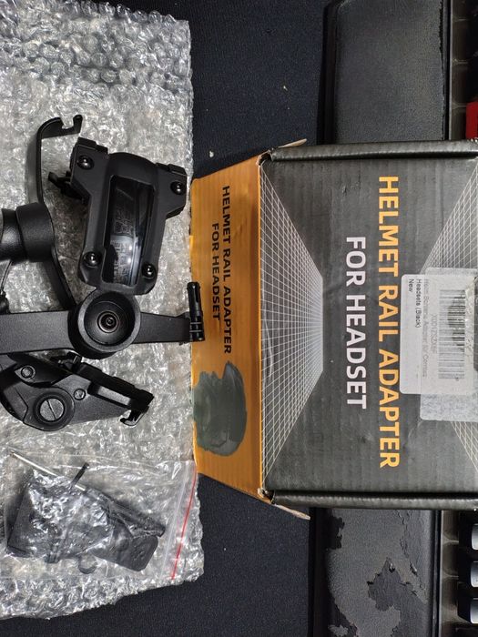 Uchwyty do słuchawek taktycznych