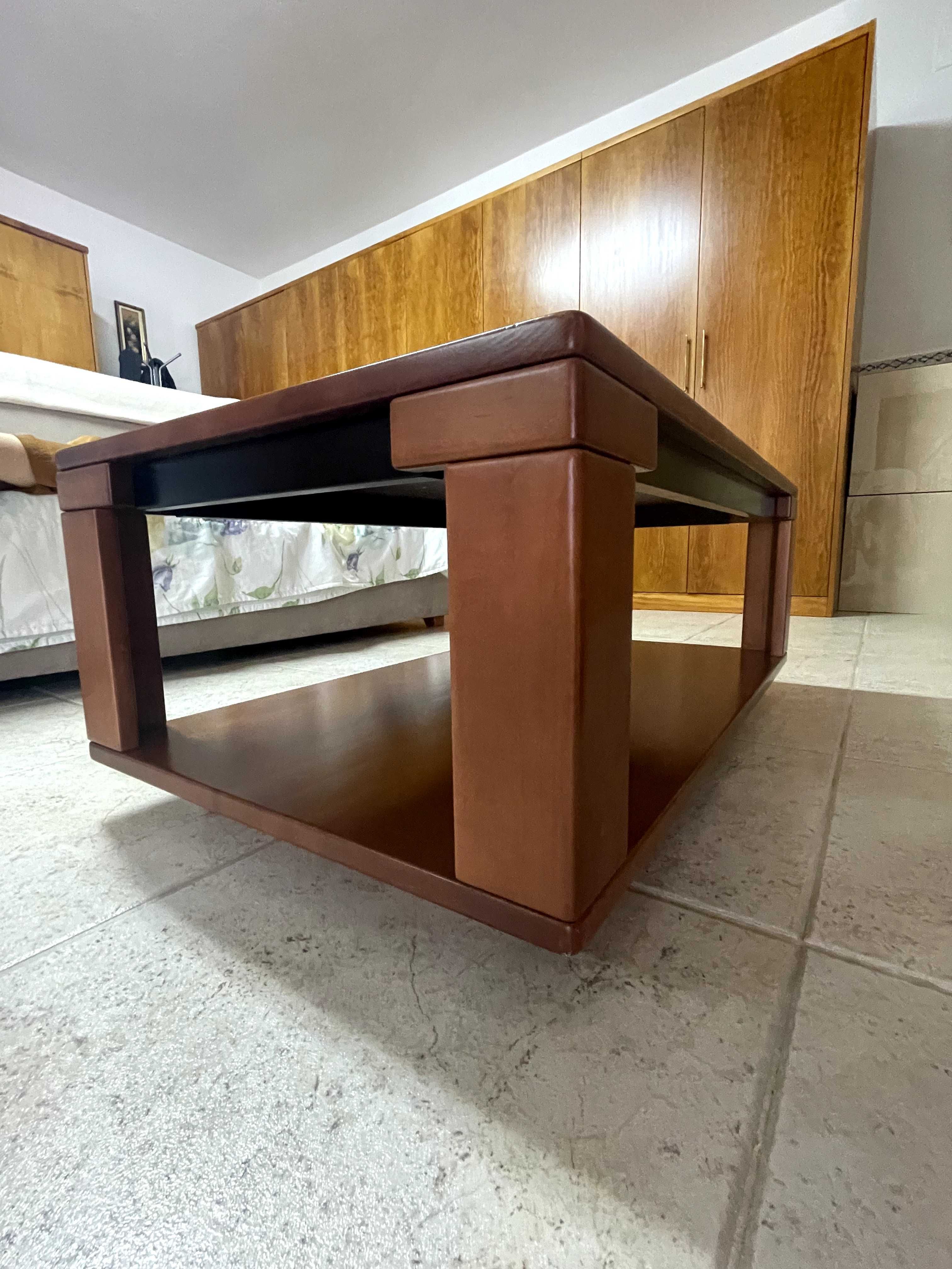 Mesa Centro Sala - Madeira Maciça - Nogueira & Cerejeira