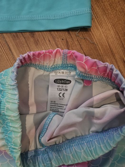 Sprzedam strój kąpielowy dla dziewczynki