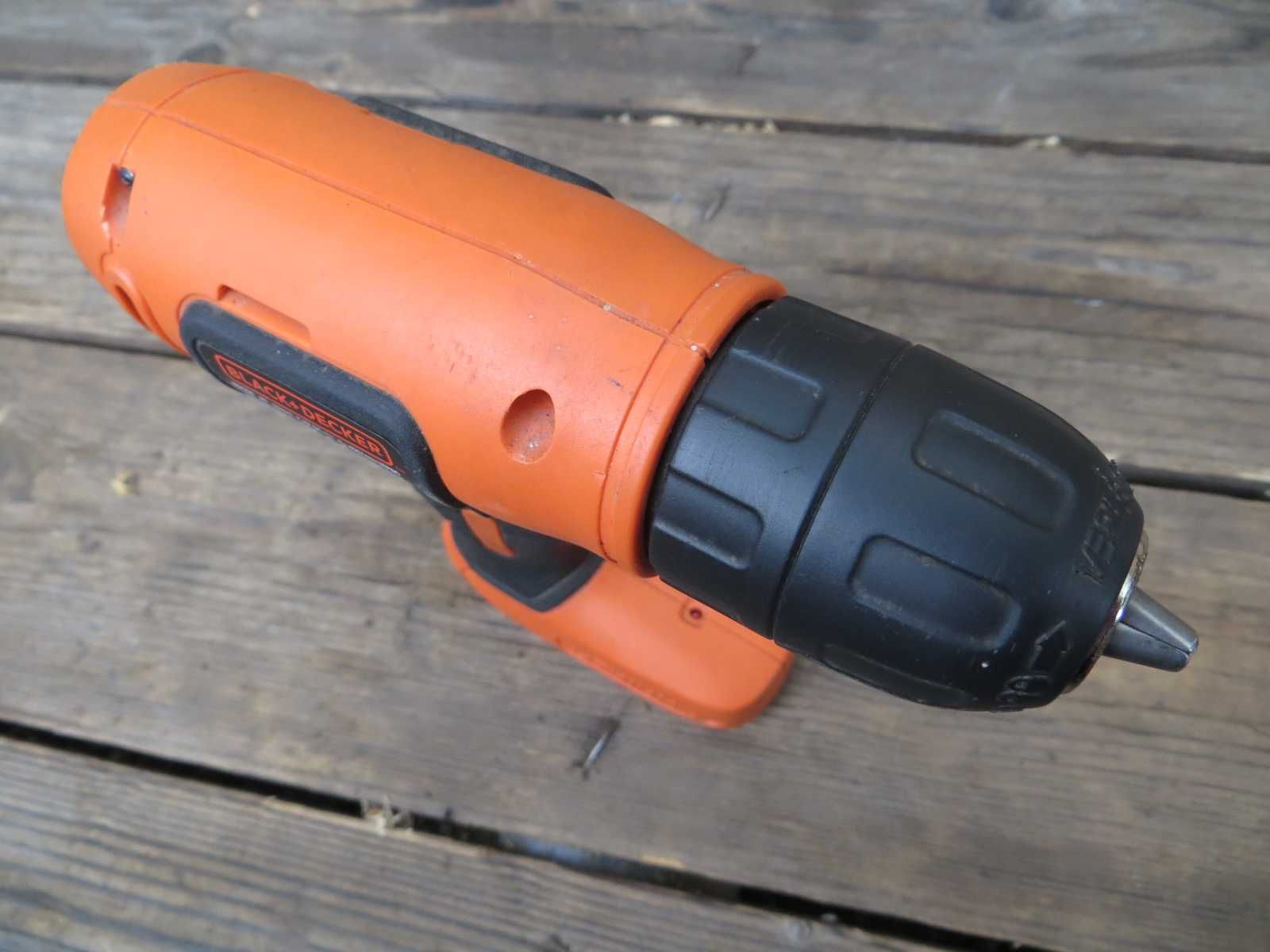 Викрутка електрична шуруповерт Black + Decker BDCD8 Micro USB