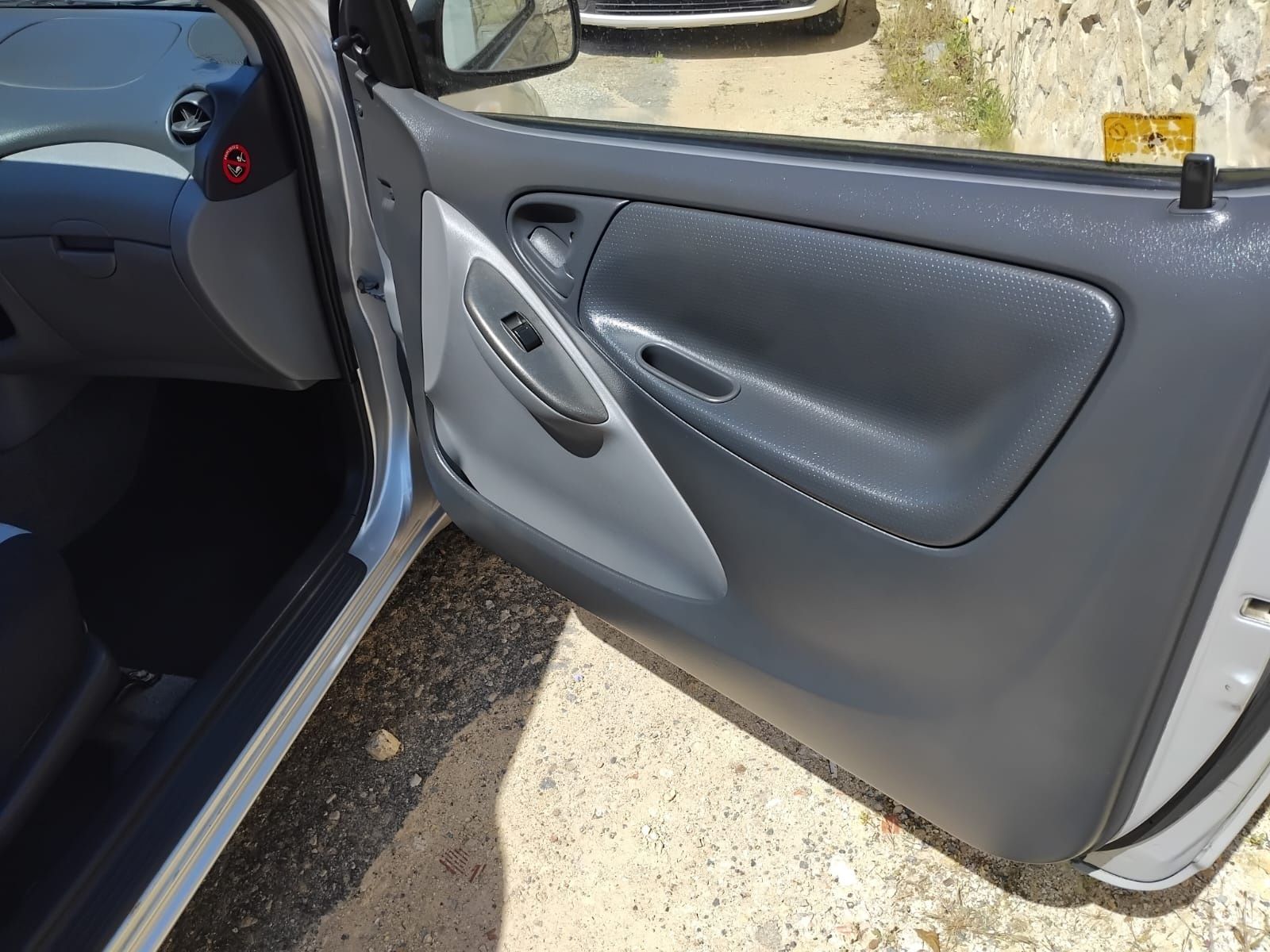 Toyota Yaris 1.0 vvti