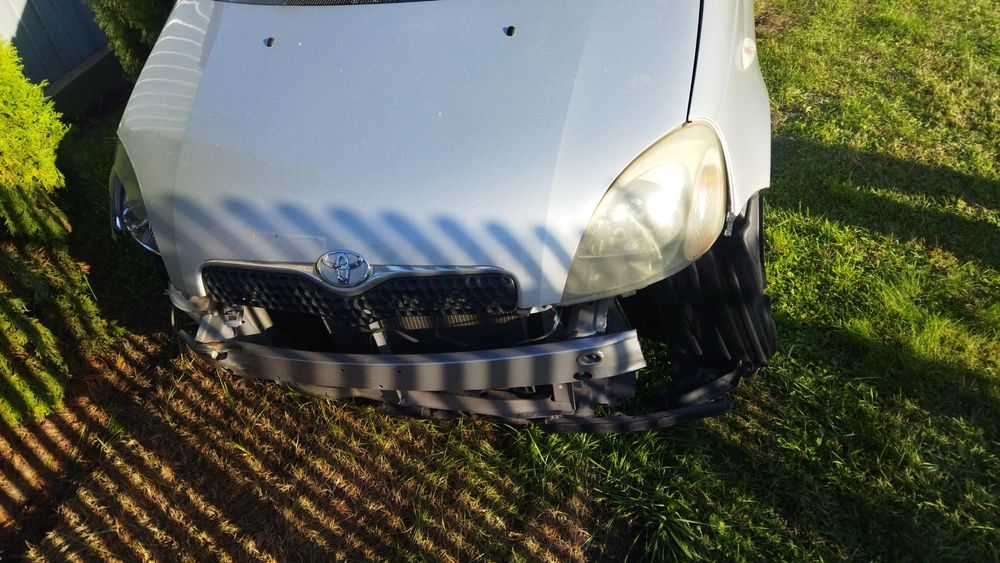 Toyota Yaris benzyna