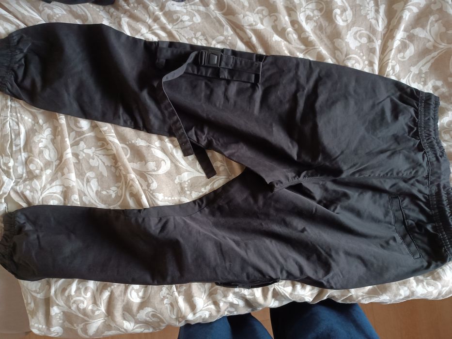 Spodnie dziecięce bershka