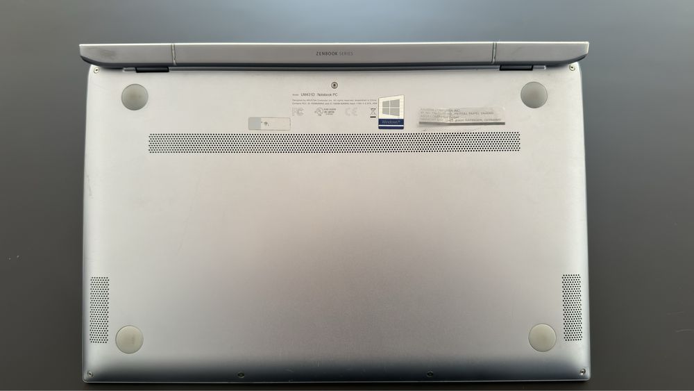 ASUS Zenbook UM431D