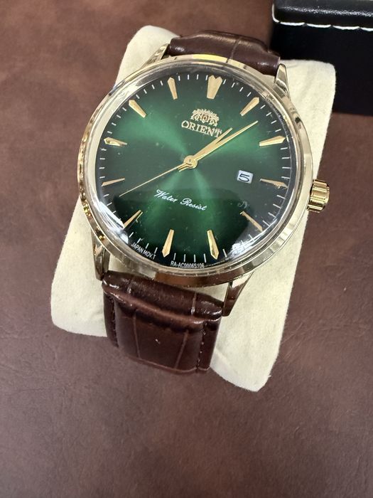 Lote 12 relógios + caixa de coleção - ideal para prendas de Natal