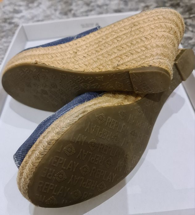 Sandálias Replay T.35