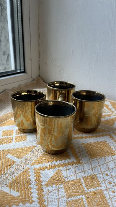 Чашки кофейні з сервізу
