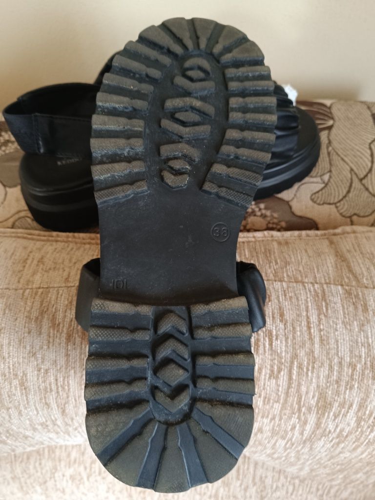 Сандалі Keddo intertop