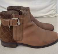 Botins castanhos da massimo dutti