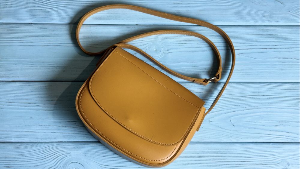 Стильная женская сумка, горчичного цвета