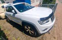 Jeep Grand Cherokee bezwypadkowy, uszkodzony motor