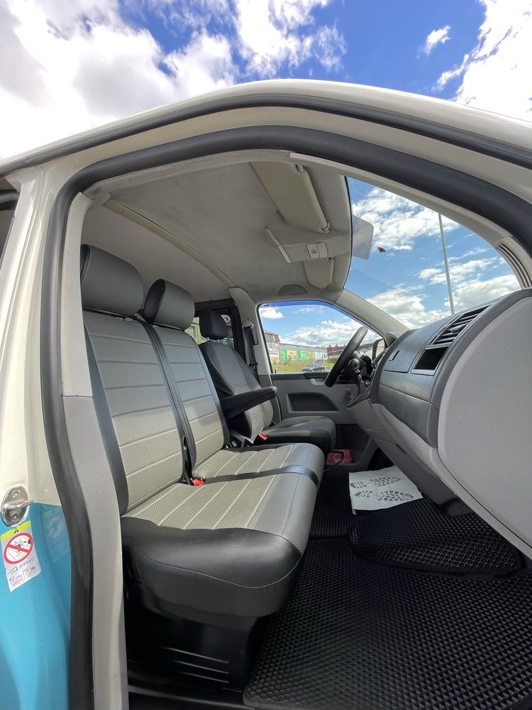 Volkswagen T5 2009 газ/бенз, Оригінальний пасажир, бус, мінівен, обмін