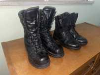 Botas em Pele Militares