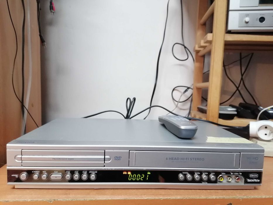 Magnetowid VHS  Philips DVP3100V Pilot HIFI STEREO