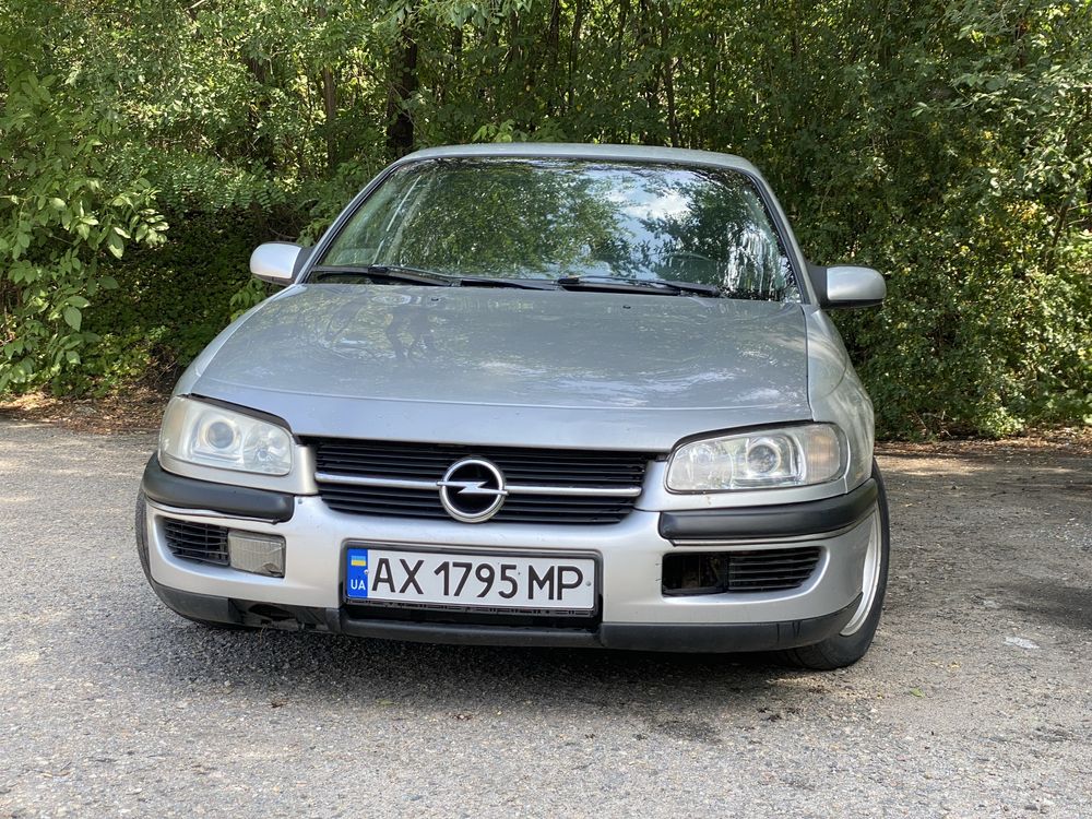 Opel omega B 2.0 инжектор