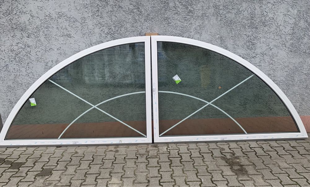 Okno pcv  w łuk półkole ze szprosem Okazja!