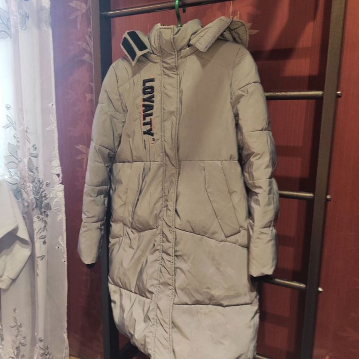 Продам зимову куртку