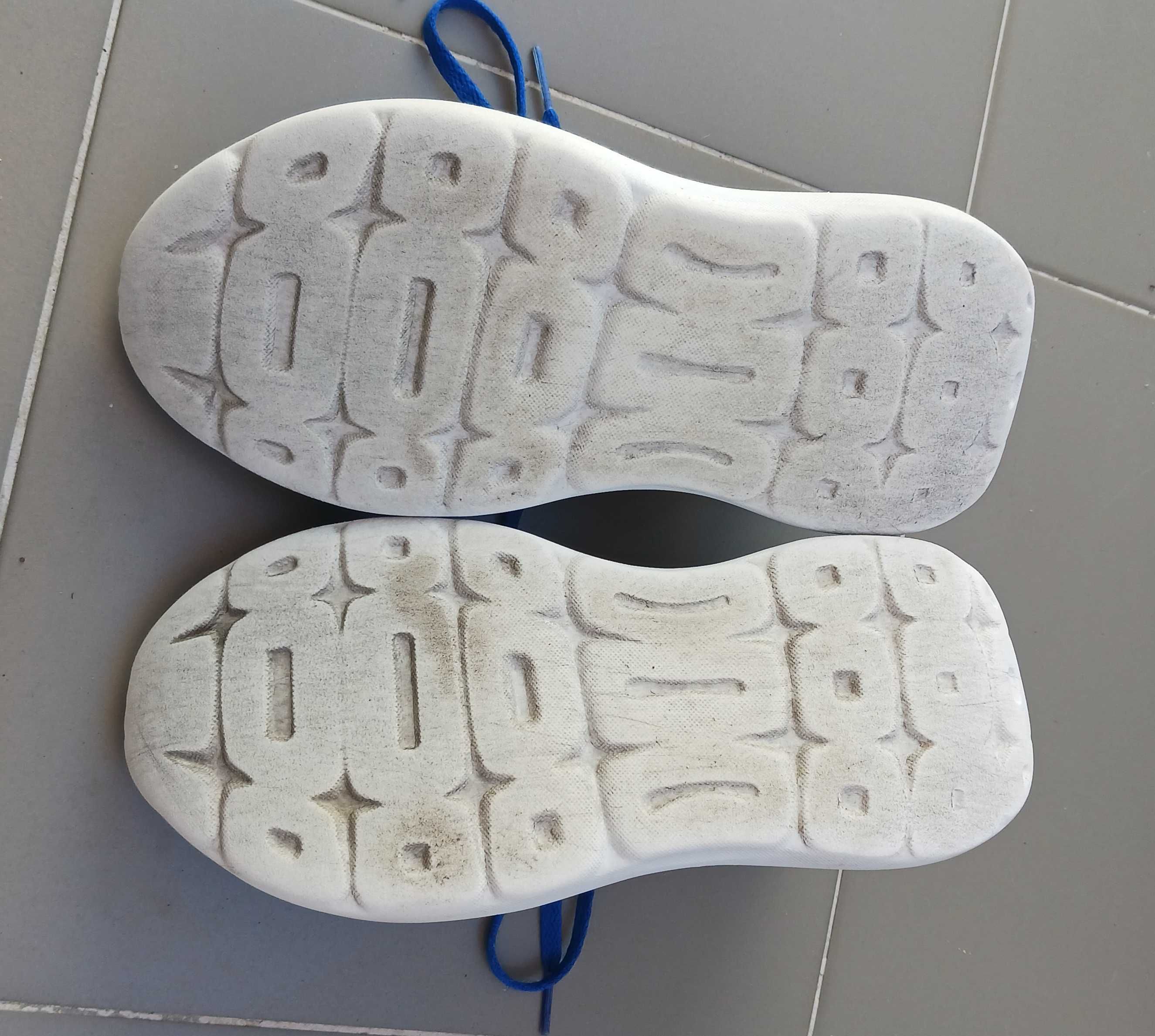 Sapatilhas Adidas Tensaur Run - n°35,5