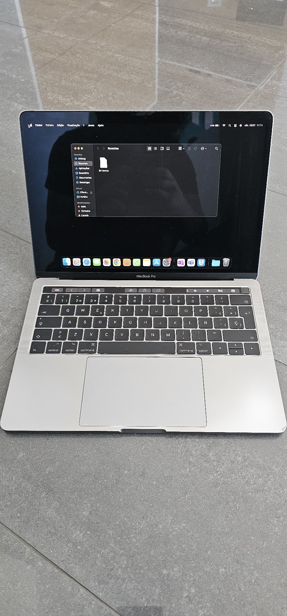 Macbook pro touchbar A1706