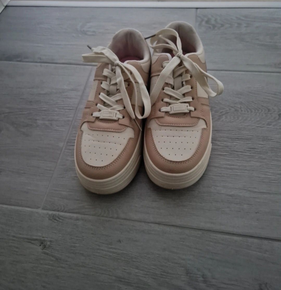 Sneakersy rózowe