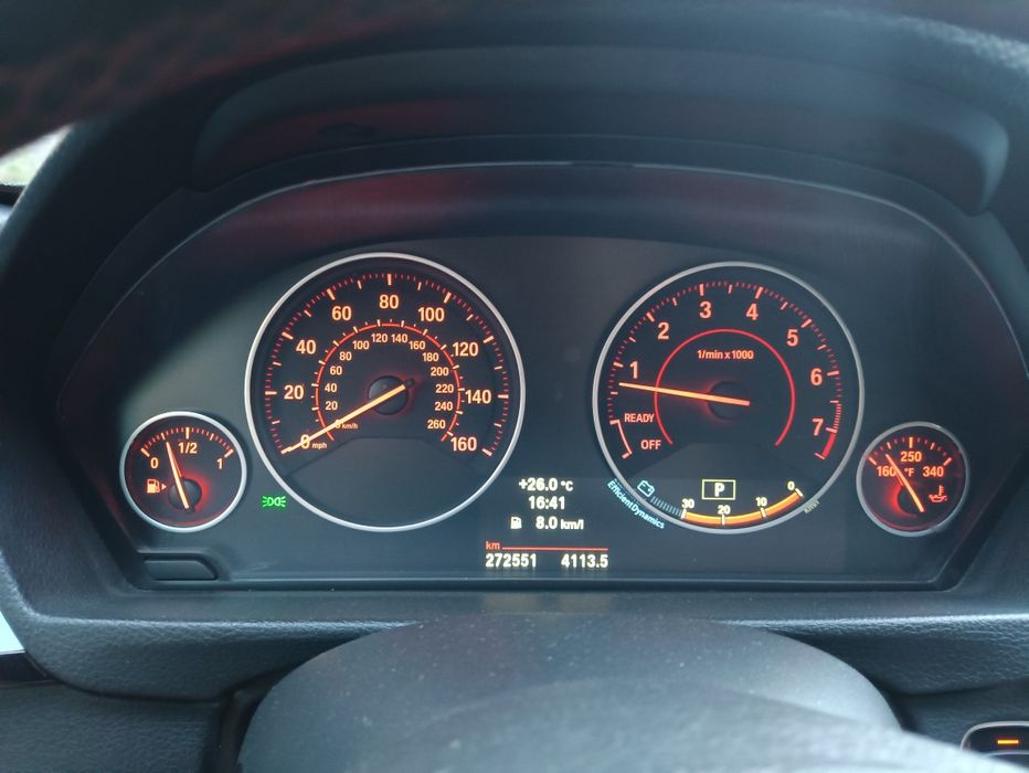 BMW f30 328i хорошая комплектация!!