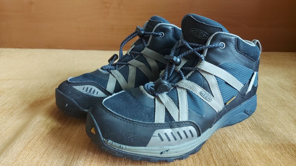 Черевики з мембраною Keen 36р.