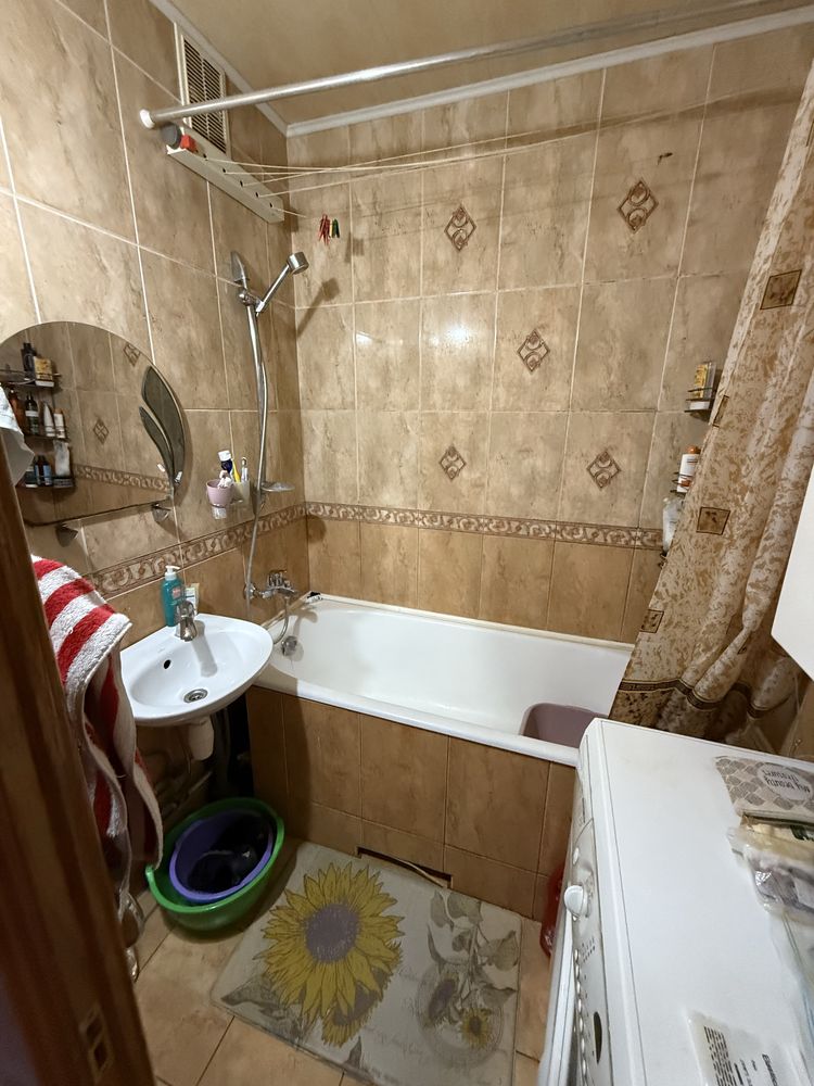 Продаж 2ком без% вул Старокиївська 9