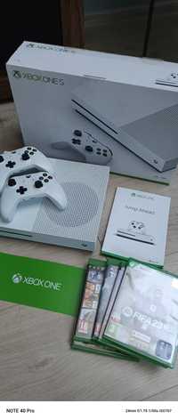 Xbox One S 1 TB dwa Pady Pudełko Gry FIFA  Crash GTA BDB Stan