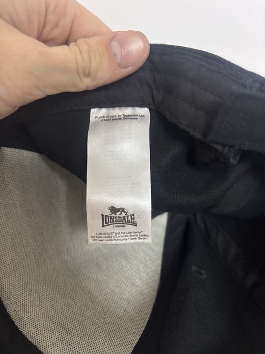 Кепка Lonsdale, Лонсдейл