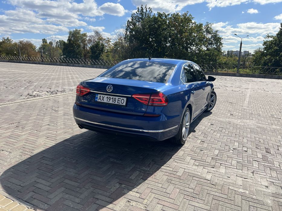 Продам Volkswagen Passat 2016 р