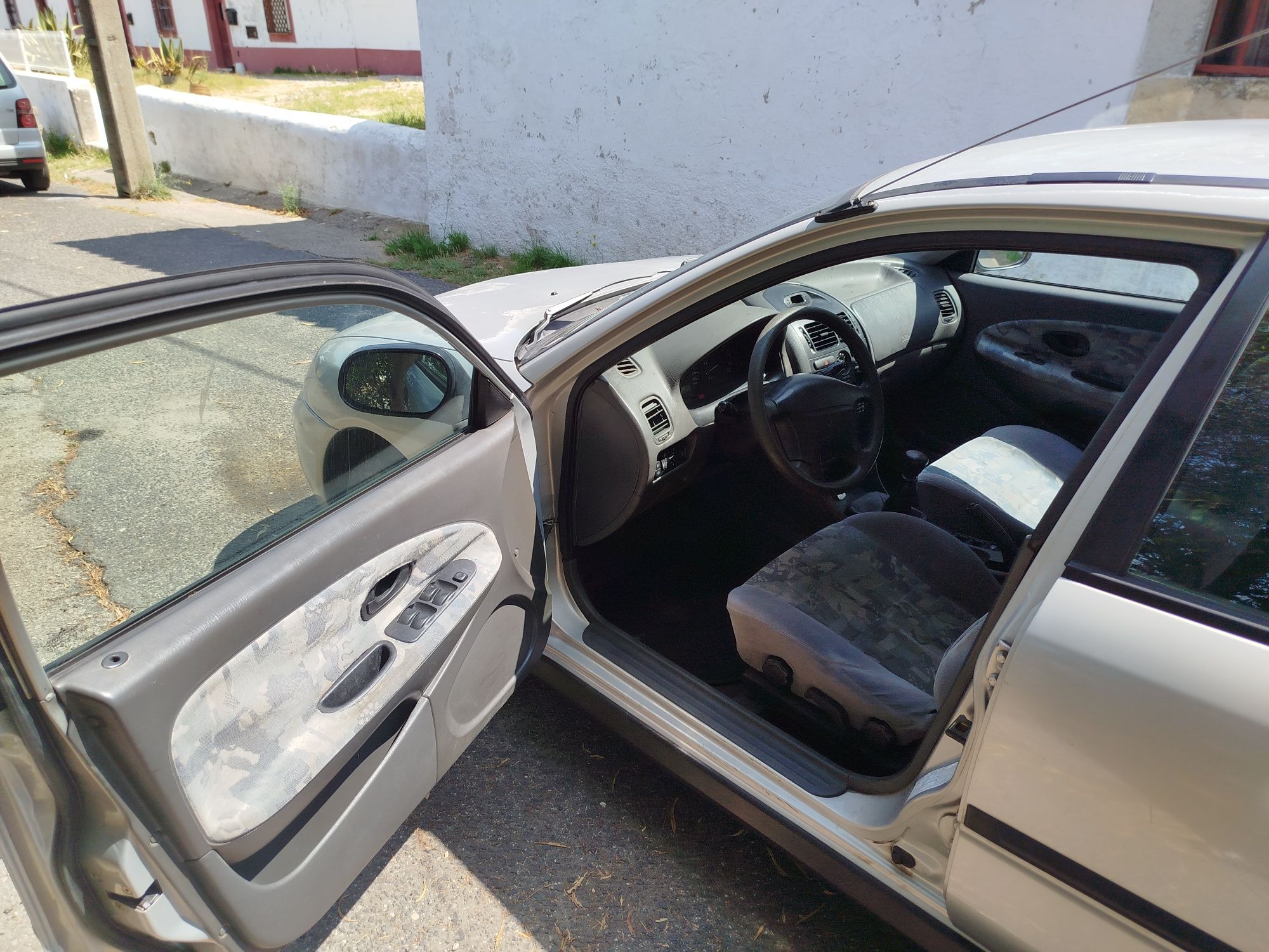 Mitsubishi completo