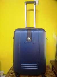 walizka podróżna