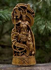 Статуэтка из дерева - бог Локи .