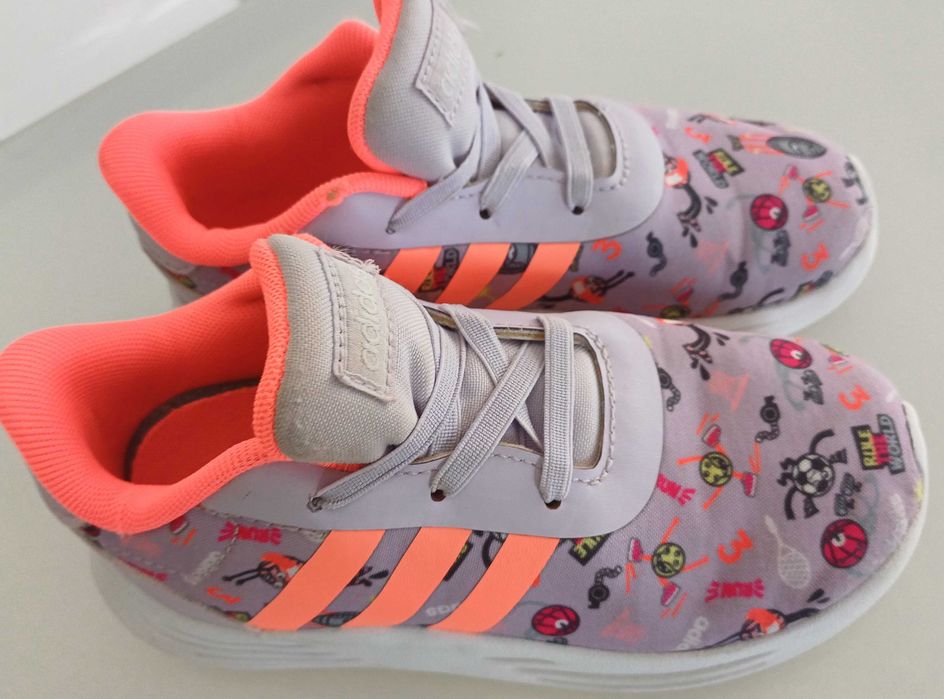 Sapatilhas adidas tamanho 27 usadas uma vez