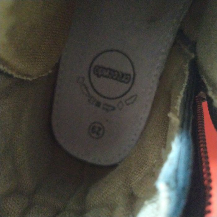 Botins castanhos menino T 29