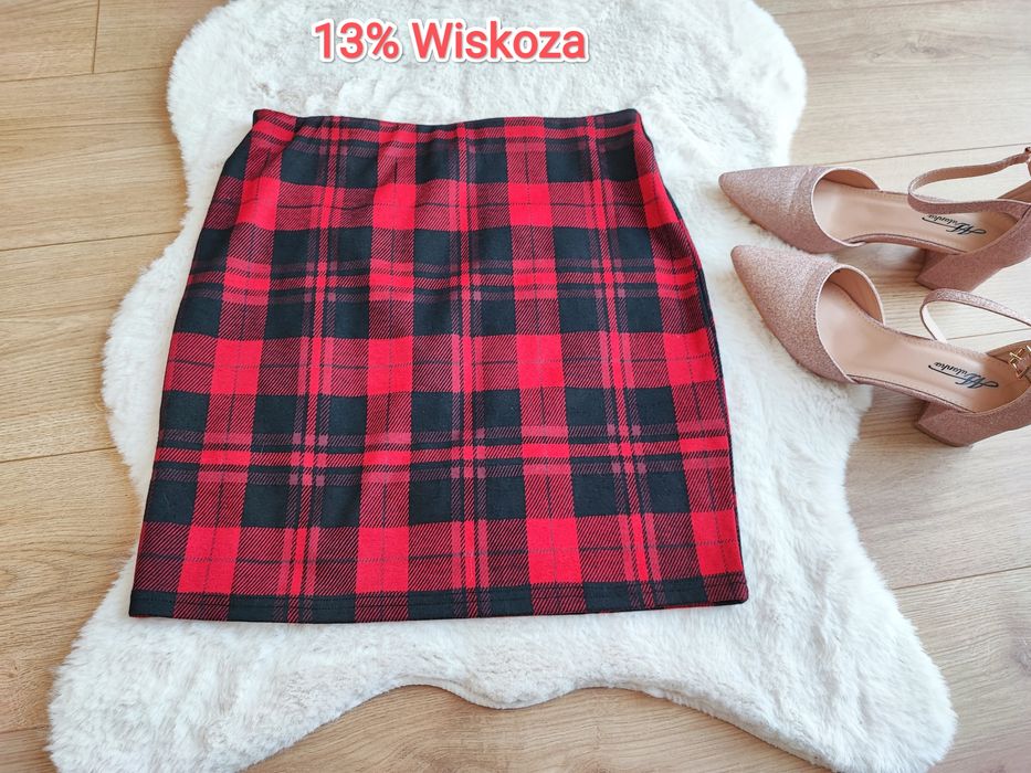 Świąteczna spódnica damska M38 w kratkę święta sesja