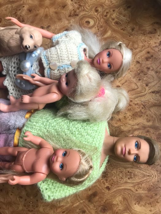 Барбі сім‘я набори кукол