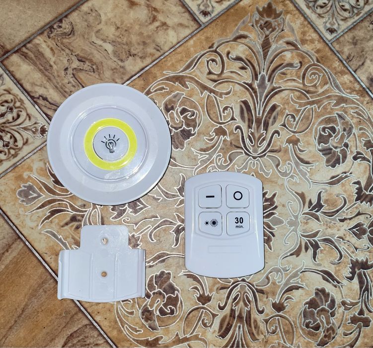 LED лампа с пультом