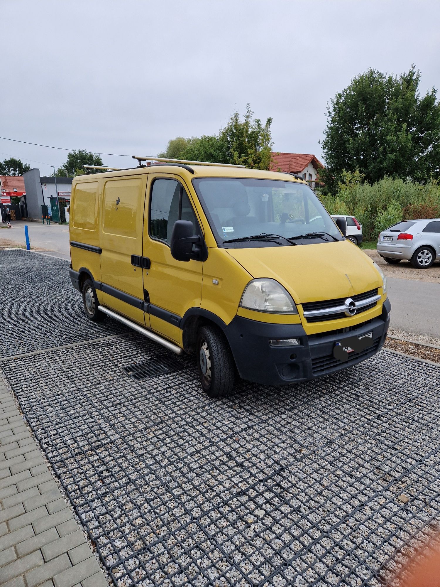 Opel Movano 2.5 Cdti 2005 r L1H1. Hak